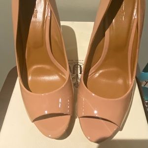 Rachel Roy patent leather peep toe heels